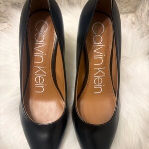 Calvin Klein Classic Black Pumps